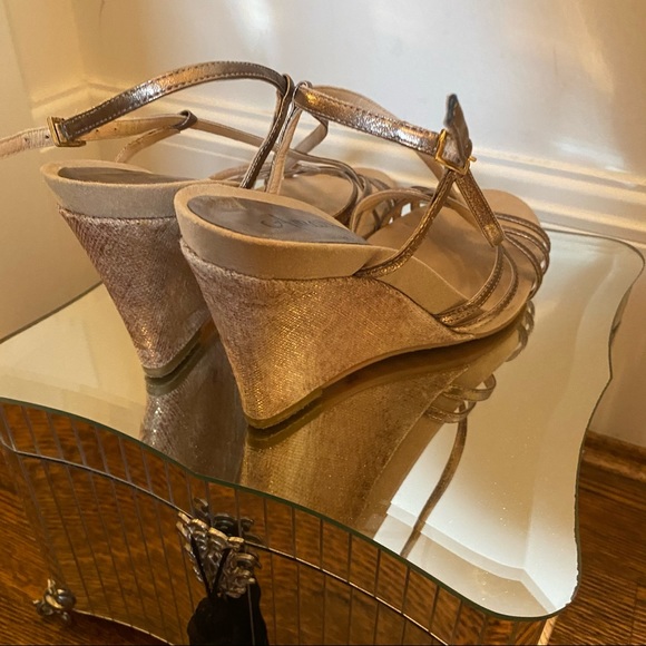 Ingledew’s Wedge Leather Sandal Size 7.5 - Picture 3 of 7